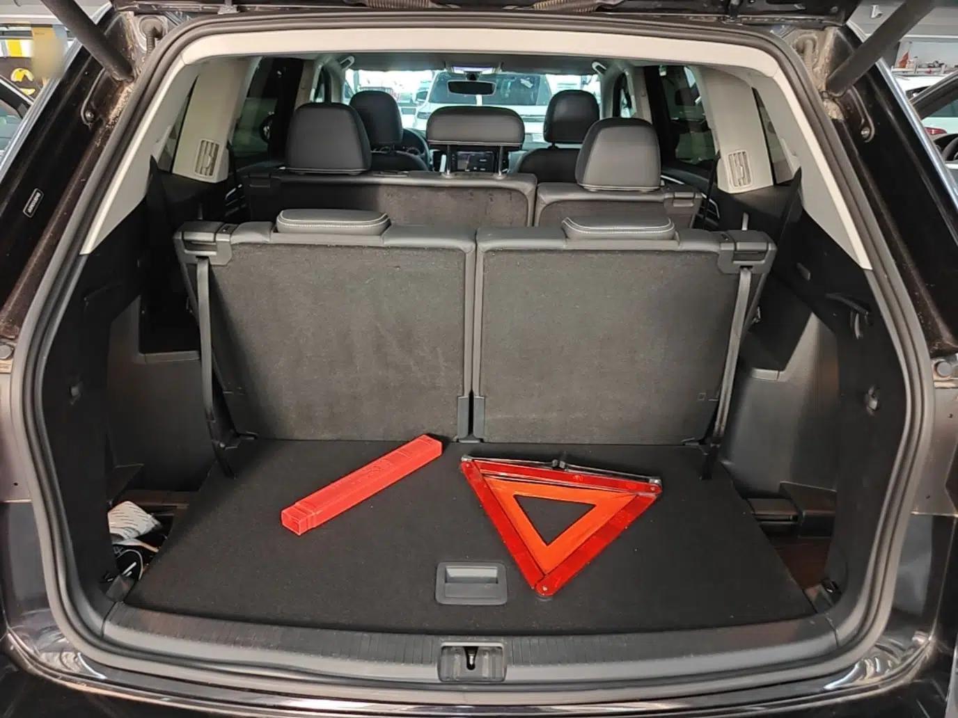 Volkswagen Teramont 2020 380TSI Four-Wheel Drive Luxury Version China VI Standard — миниатюра 22