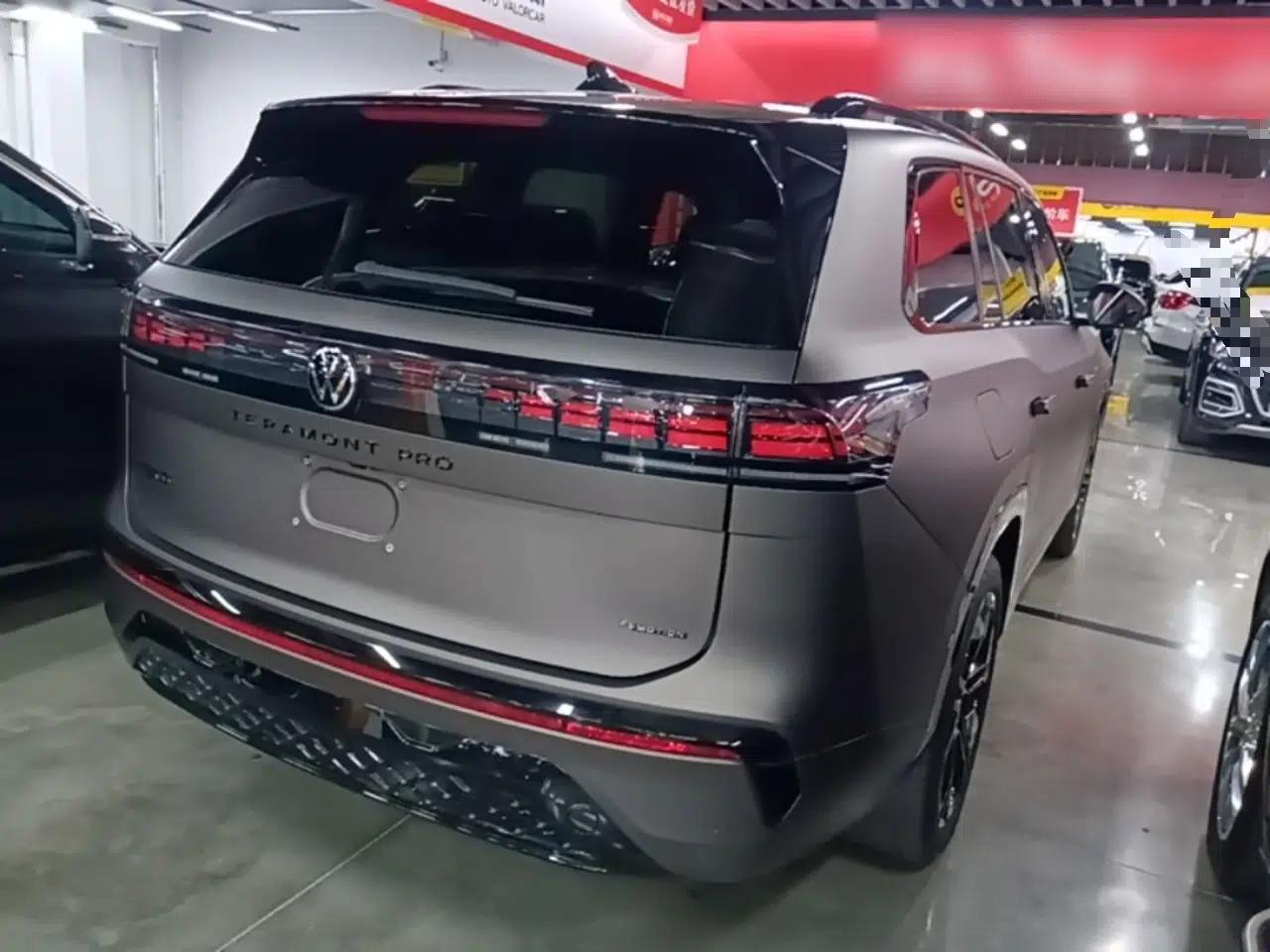 Volkswagen Teramont 2025 Tiguan Pro 450TSI Four-Wheel Drive Summit Edition — миниатюра 6