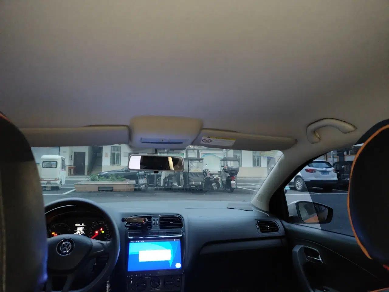 Volkswagen Polo 2016 1.4L Cross Polo Automatic — миниатюра 18