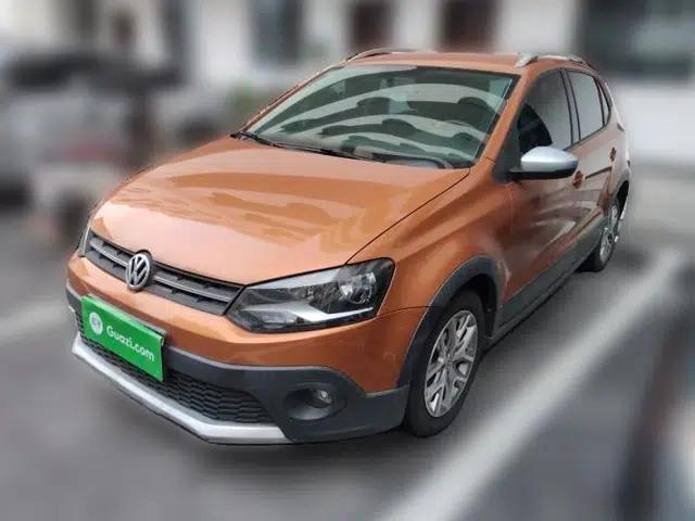 Volkswagen Polo 2016 1.4L Cross Polo Automatic