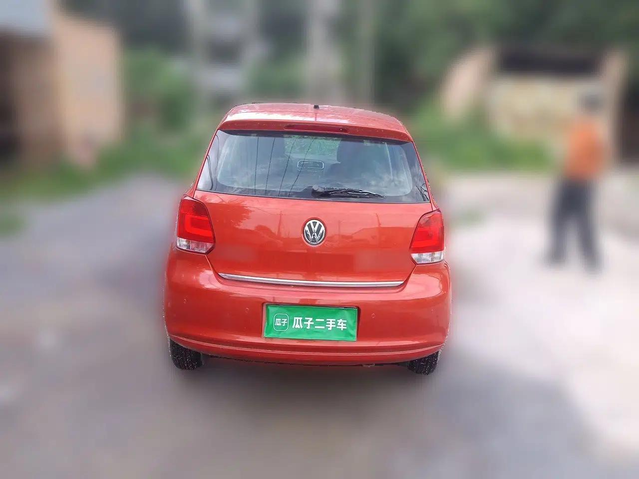 Volkswagen Polo 2011 1.6L Automatic ZhiKu Edition — миниатюра 5