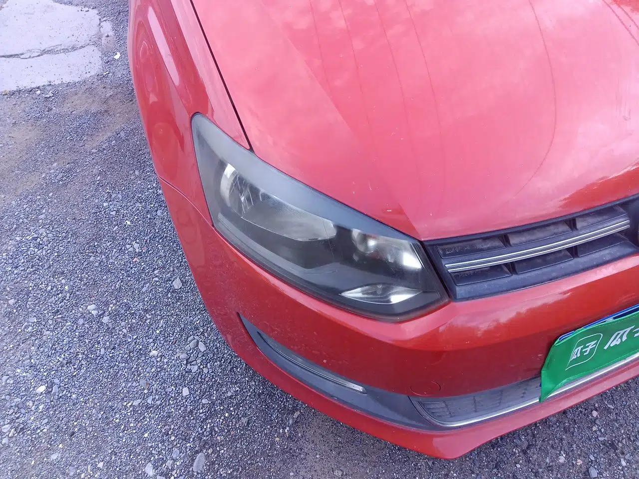 Volkswagen Polo 2011 1.6L Automatic ZhiKu Edition — миниатюра 7