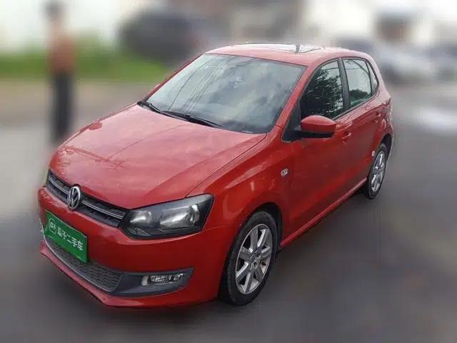Volkswagen Polo 2011 1.6L Automatic ZhiKu Edition