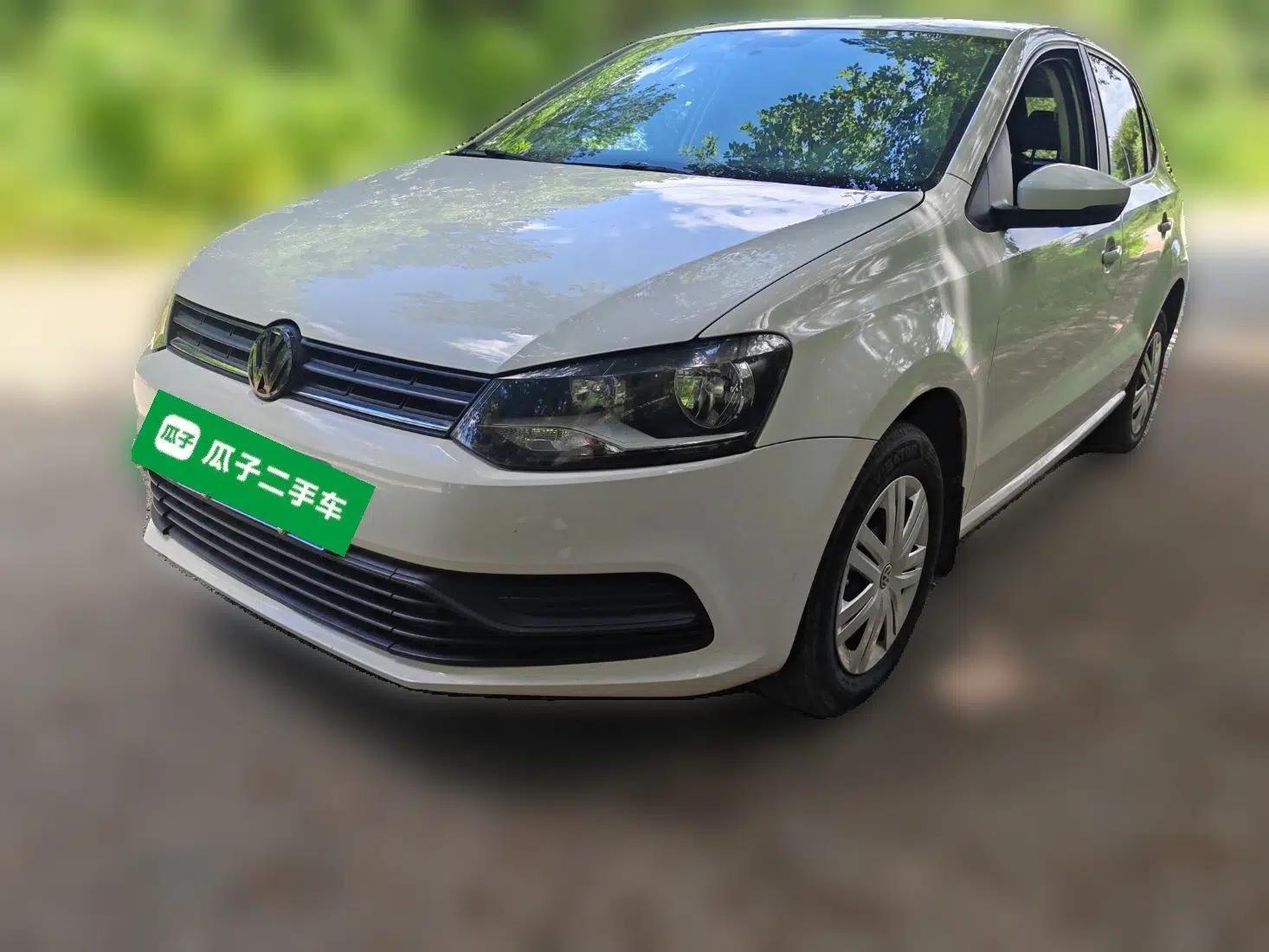 Volkswagen Polo 2014 1.4L Manual Fashion Edition — миниатюра 1