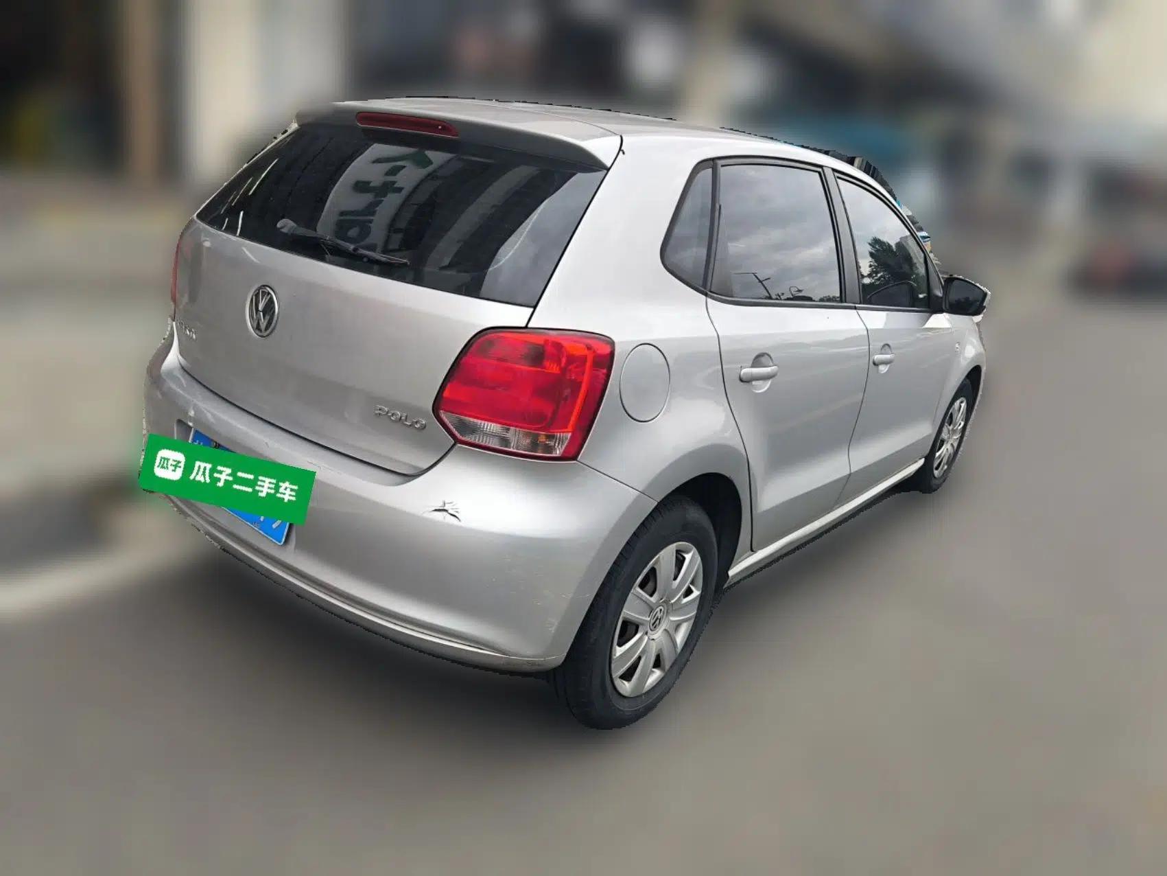 Volkswagen Polo 2011 1.4L Manual ZhiLe Edition — миниатюра 6