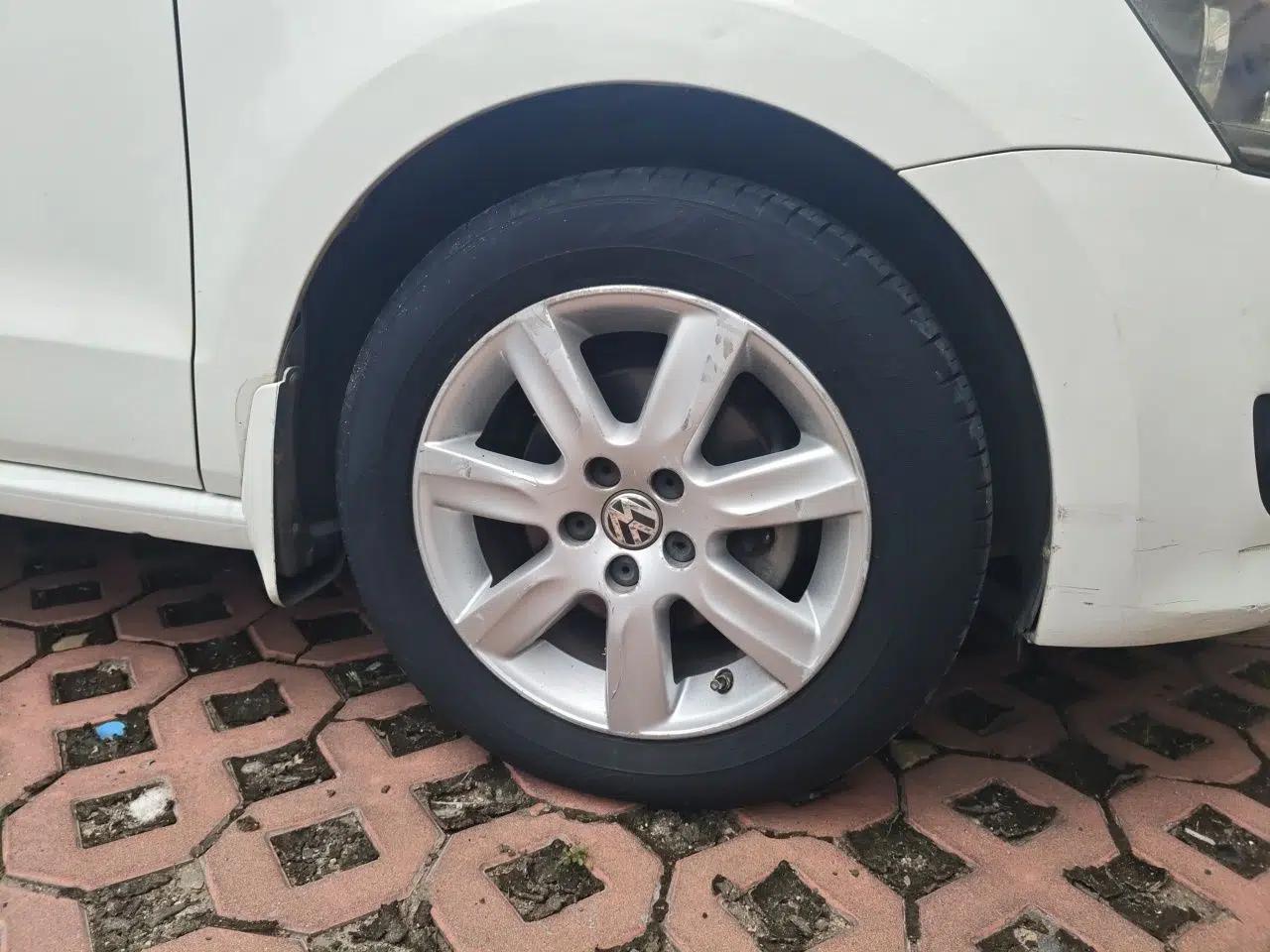 Volkswagen Polo 2013 1.6L Automatic Comfort Edition — миниатюра 8
