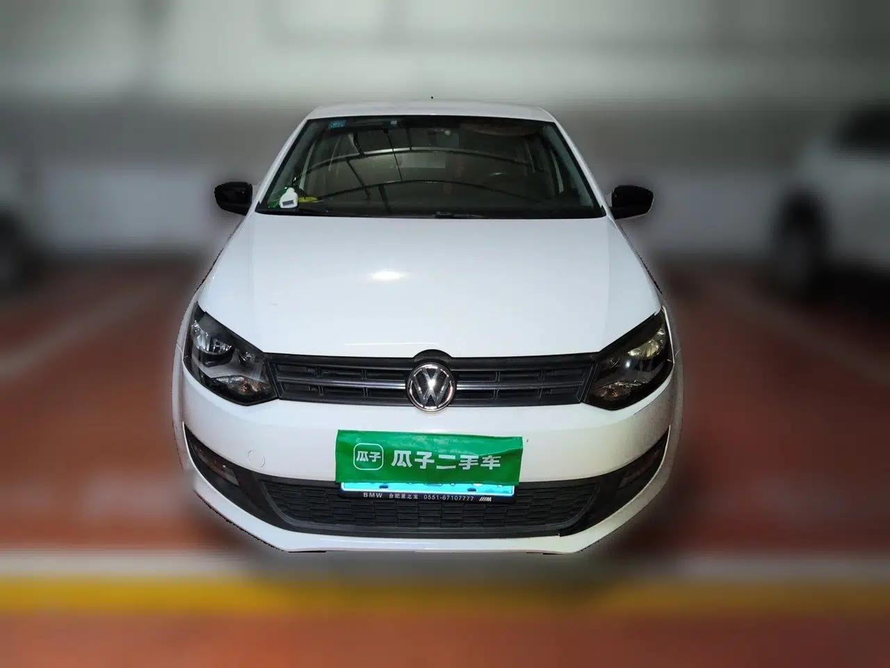 Volkswagen Polo 2013 1.4L Automatic Comfort Edition — миниатюра 2