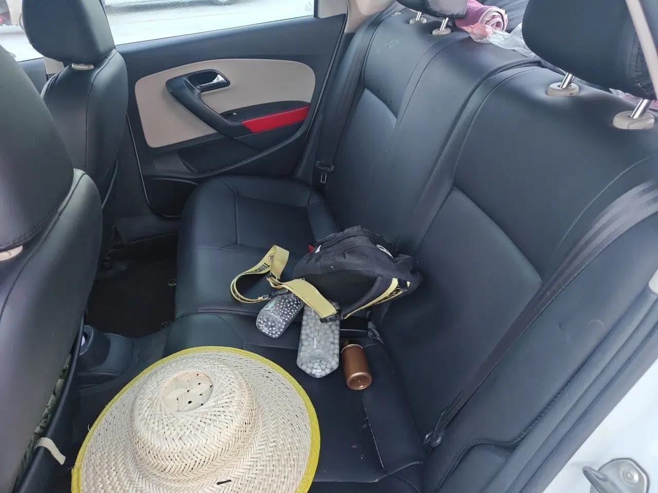 Volkswagen Polo 2011 1.6L Automatic ZhiKu Edition — миниатюра 17