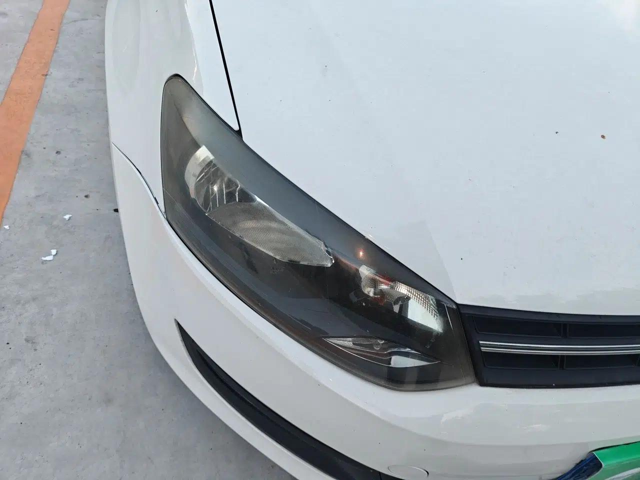 Volkswagen Polo 2011 1.6L Automatic ZhiKu Edition — миниатюра 7