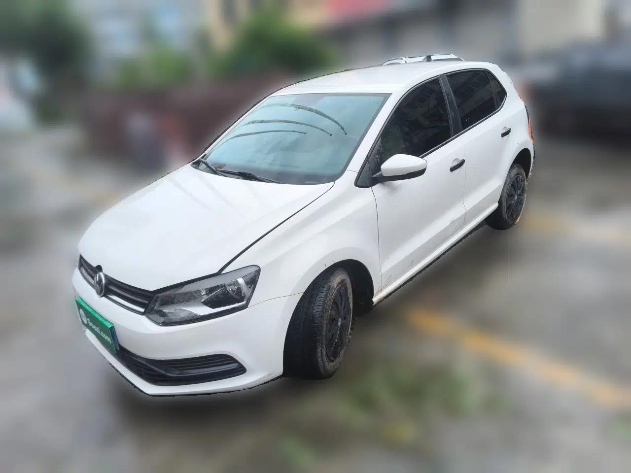 Volkswagen Polo 2016 1.4L Manual Fashion Model — миниатюра 1