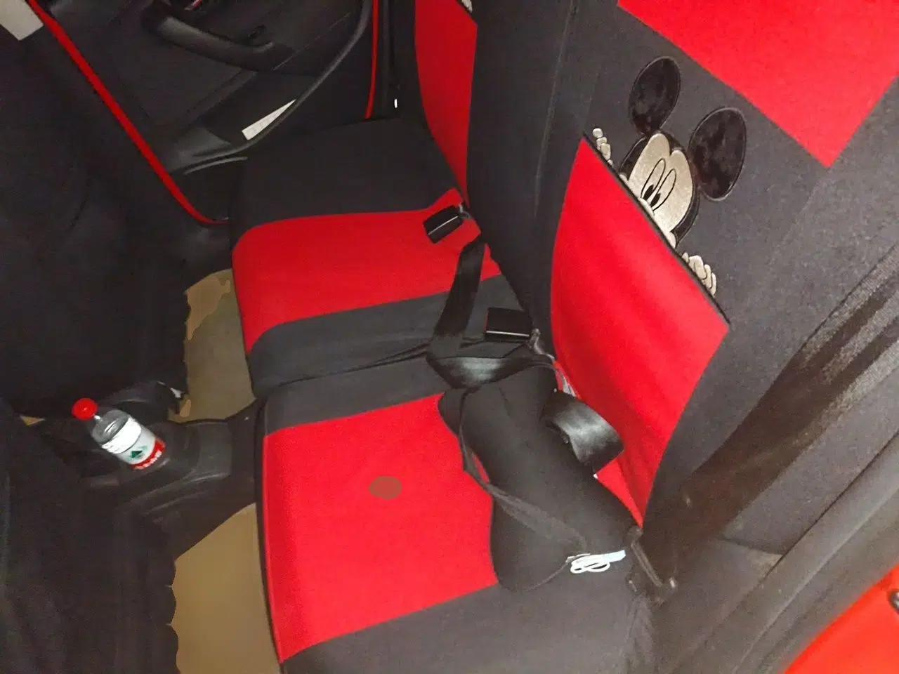 Volkswagen Polo 2011 1.4L Automatic ZhiShang Version — миниатюра 17