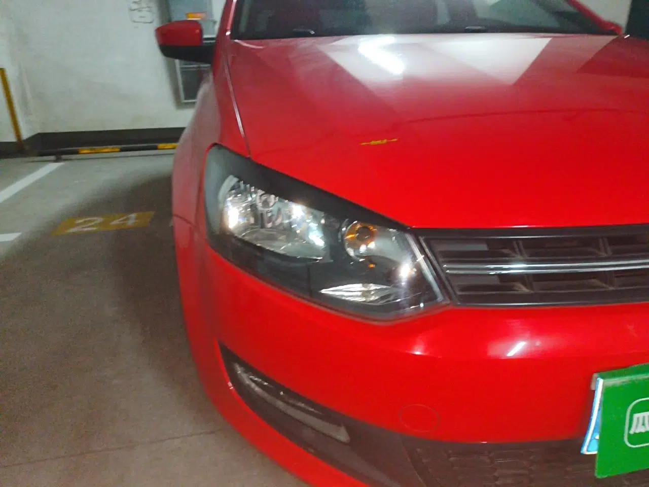 Volkswagen Polo 2011 1.4L Automatic ZhiShang Version — миниатюра 7