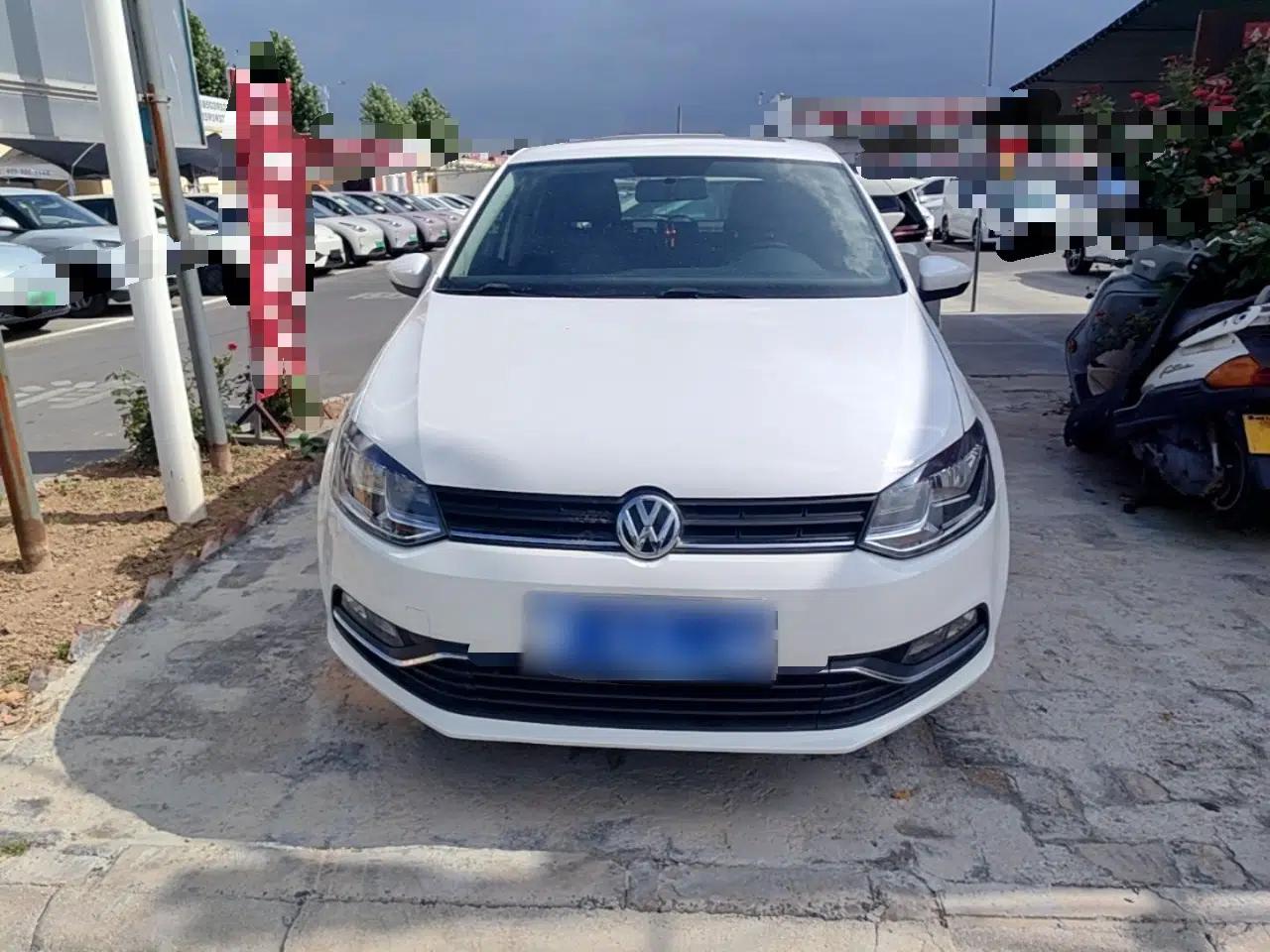 Volkswagen Polo 2016 1.6L Automatic Comfort Model — миниатюра 2