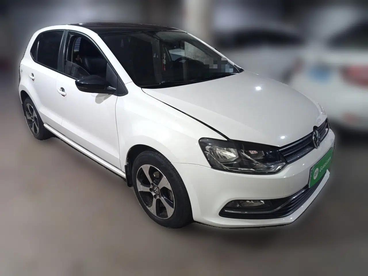 Volkswagen Polo 2016 1.6L Automatic Comfort Model — миниатюра 3
