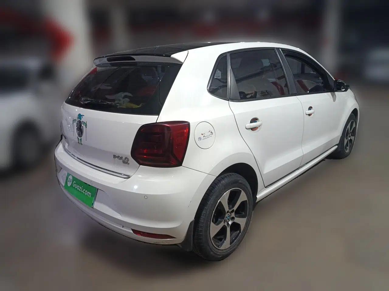 Volkswagen Polo 2016 1.6L Automatic Comfort Model — миниатюра 6