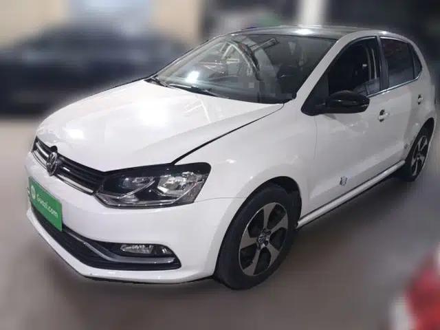 Volkswagen Polo 2016 1.6L Automatic Comfort Model