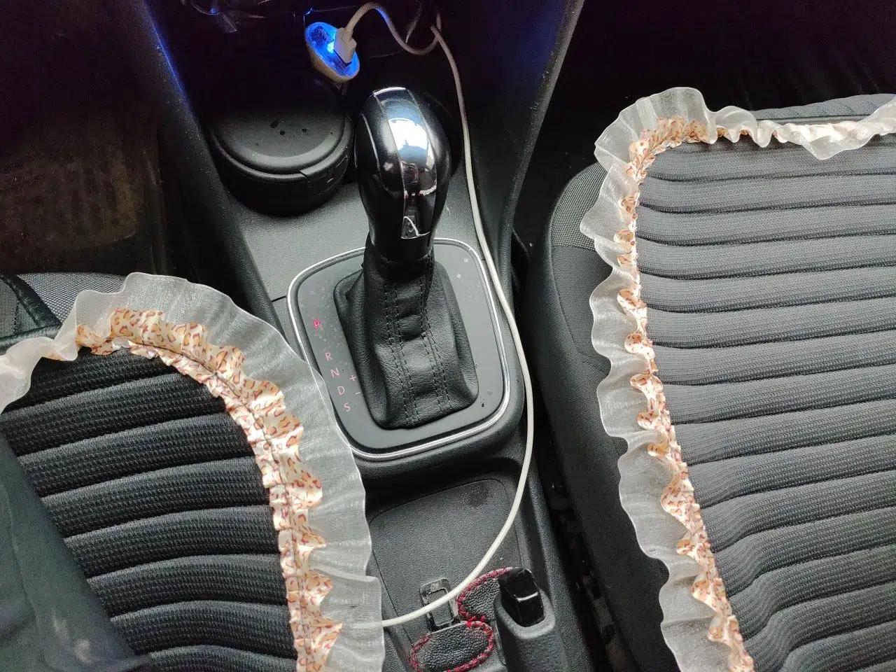 Volkswagen Polo 2014 1.6L Automatic Comfort Edition — миниатюра 11