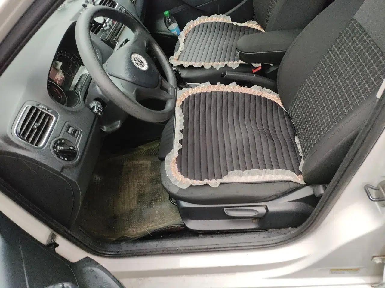 Volkswagen Polo 2014 1.6L Automatic Comfort Edition — миниатюра 12