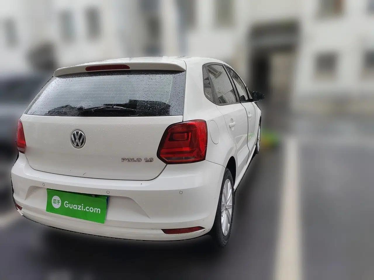 Volkswagen Polo 2014 1.6L Automatic Comfort Edition — миниатюра 4
