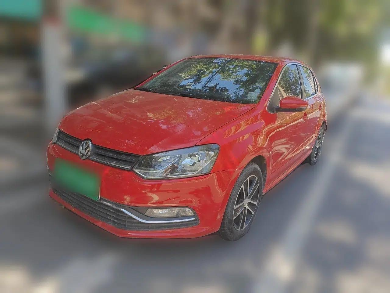 Volkswagen Polo 2016 1.6L Automatic Comfort Model — миниатюра 1