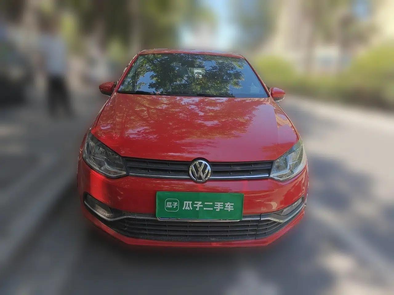 Volkswagen Polo 2016 1.6L Automatic Comfort Model — миниатюра 2