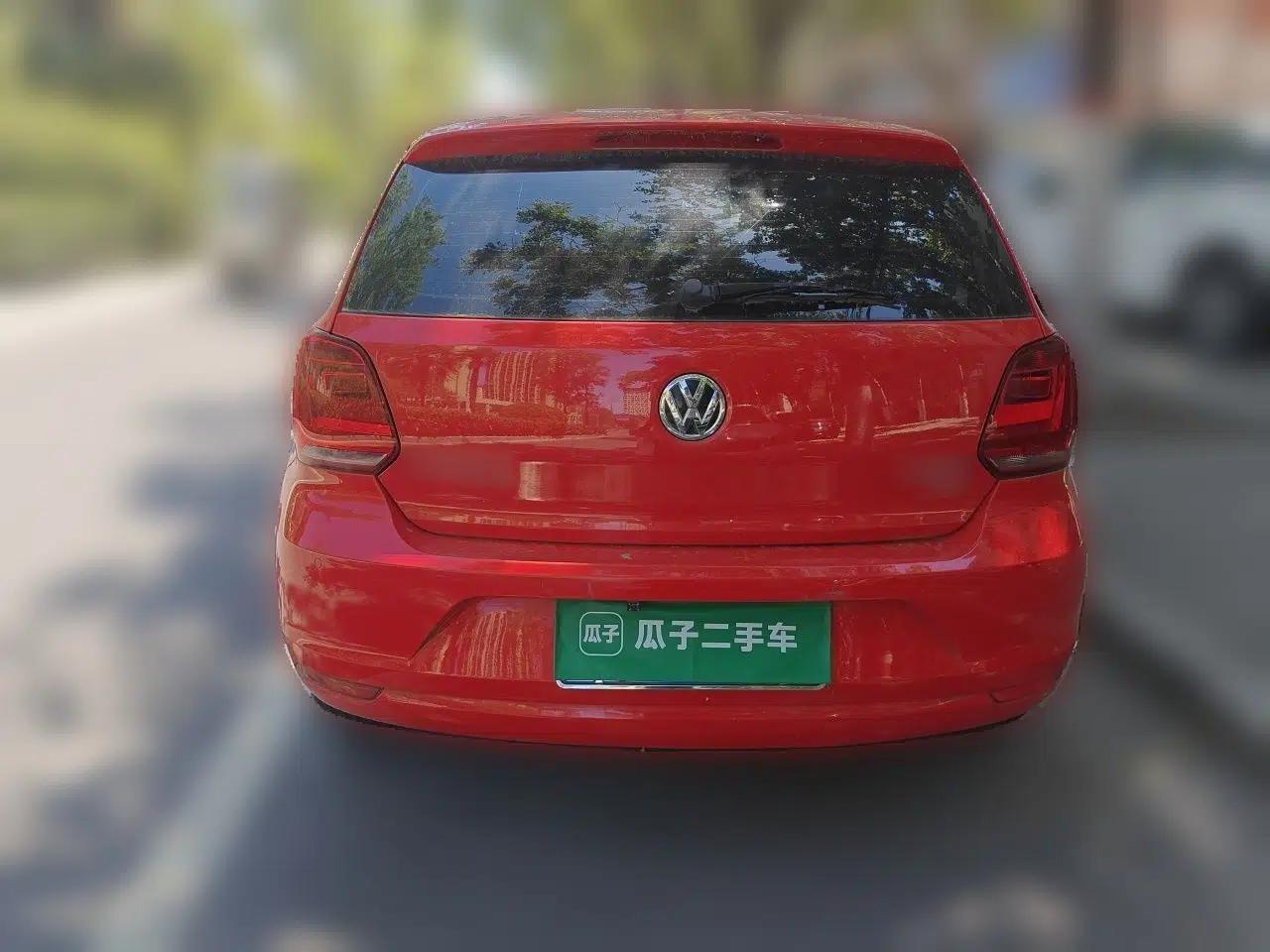 Volkswagen Polo 2016 1.6L Automatic Comfort Model — миниатюра 5
