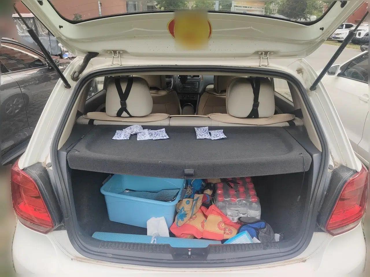 Volkswagen Polo 2013 1.6L Automatic Comfort Edition — миниатюра 19