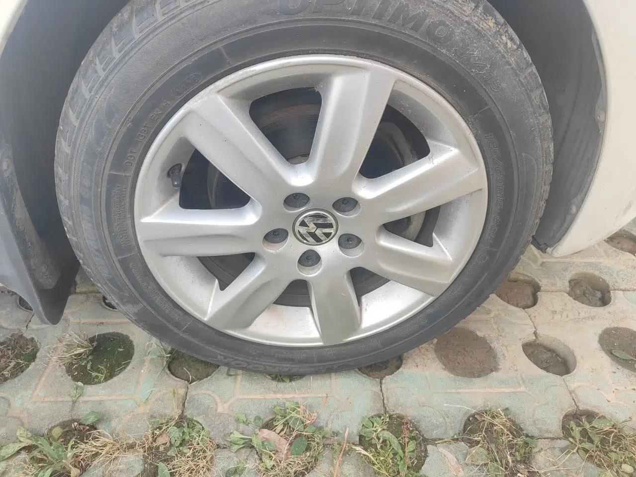 Volkswagen Polo 2013 1.6L Automatic Comfort Edition — миниатюра 8