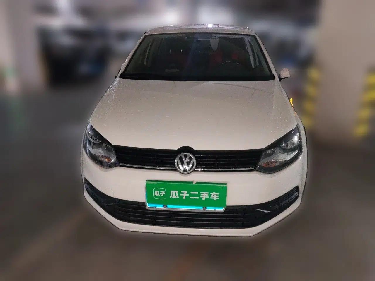 Volkswagen Polo 2016 1.4L Automatic Trendy Model — миниатюра 2