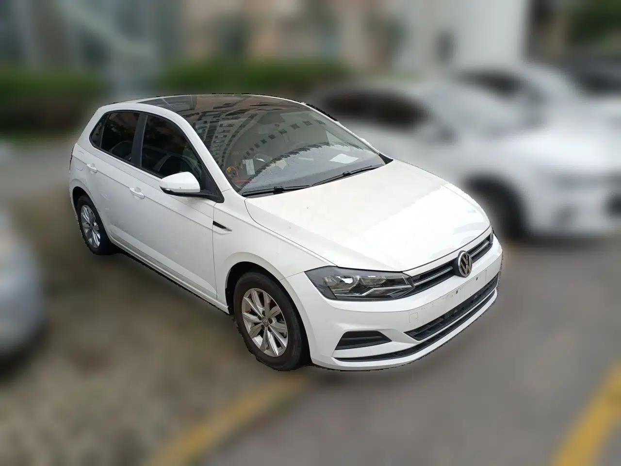 Volkswagen Polo 2019 Plus 1.5L Automatic Colorful Technology Edition — миниатюра 3