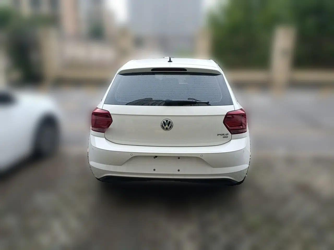 Volkswagen Polo 2019 Plus 1.5L Automatic Colorful Technology Edition — миниатюра 5
