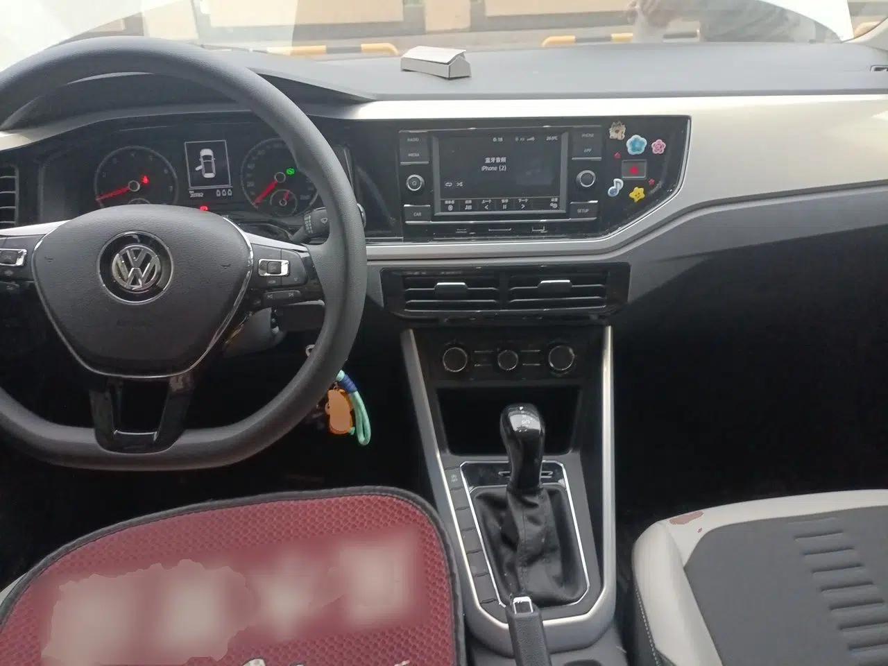 Volkswagen Polo 2019 Plus 1.5L Automatic Colorful Technology Edition — миниатюра 9
