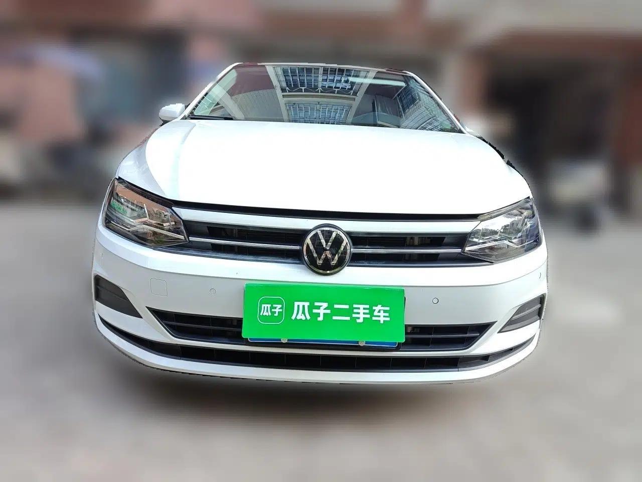 Volkswagen Polo 2023 Restyled Plus 1.5L Automatic Colorful Tech Edition — миниатюра 2