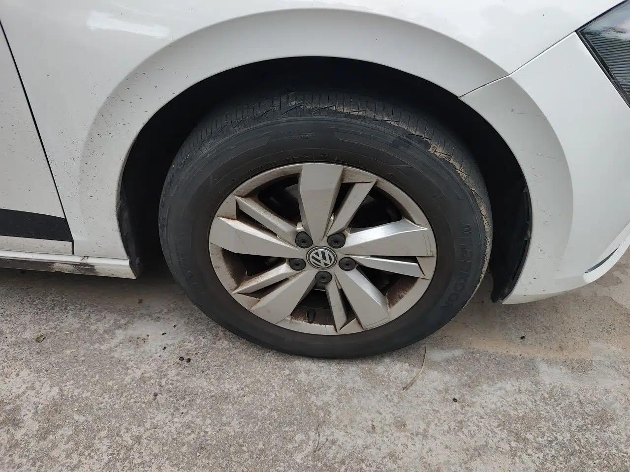Volkswagen Polo 2019 Plus 1.5L Automatic Panoramic Enjoyment Edition — миниатюра 8