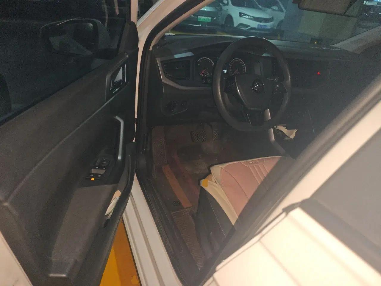 Volkswagen Polo 2019 Plus 1.5L Automatic Panoramic Enjoyment Edition — миниатюра 16
