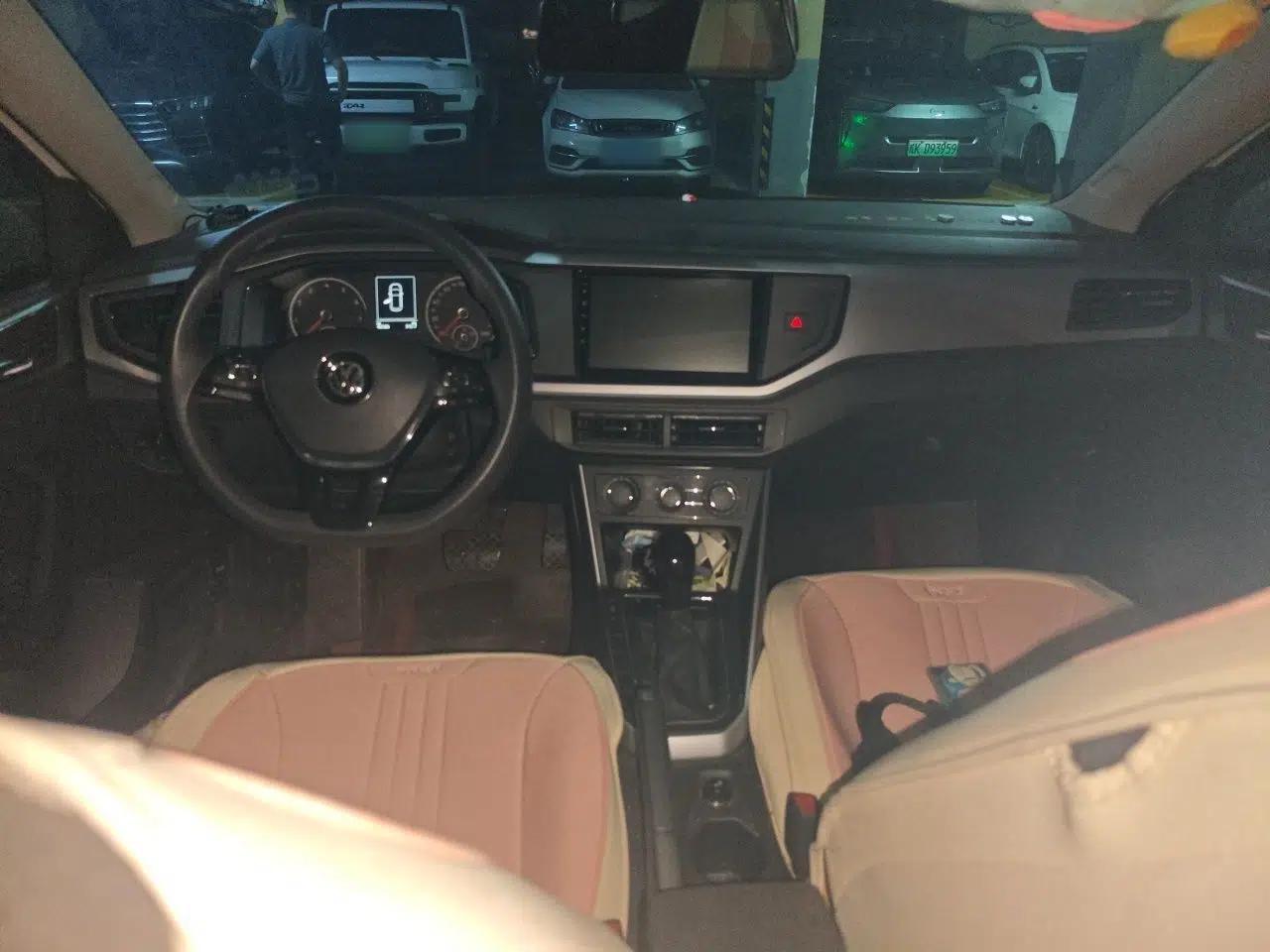 Volkswagen Polo 2019 Plus 1.5L Automatic Panoramic Enjoyment Edition — миниатюра 9