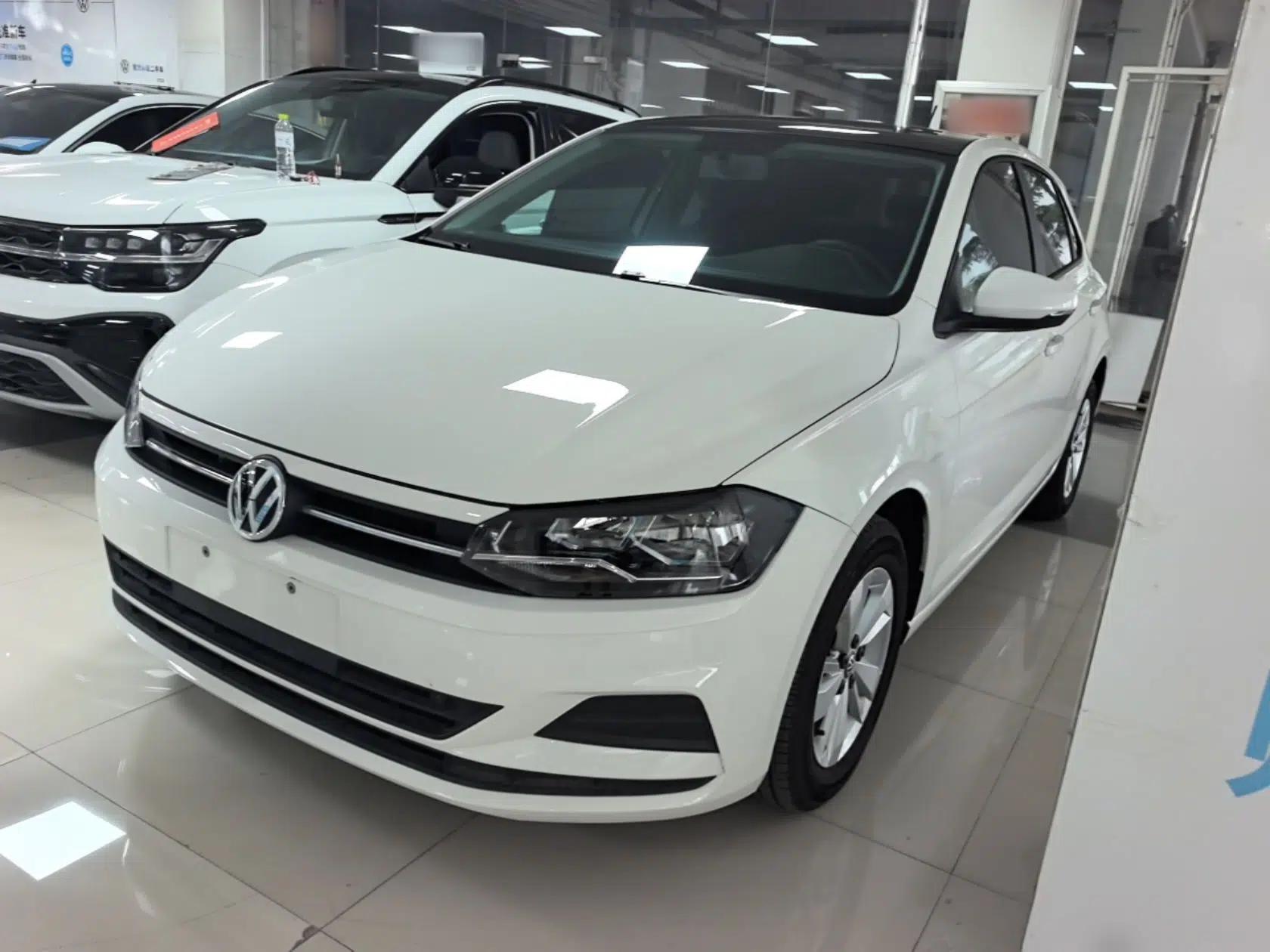 Volkswagen Polo 2019 Plus 1.5L Automatic Panoramic Enjoyment Edition — миниатюра 1
