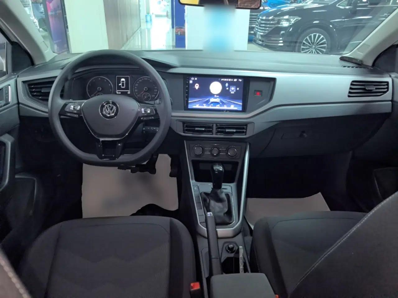 Volkswagen Polo 2019 Plus 1.5L Automatic Panoramic Enjoyment Edition — миниатюра 12
