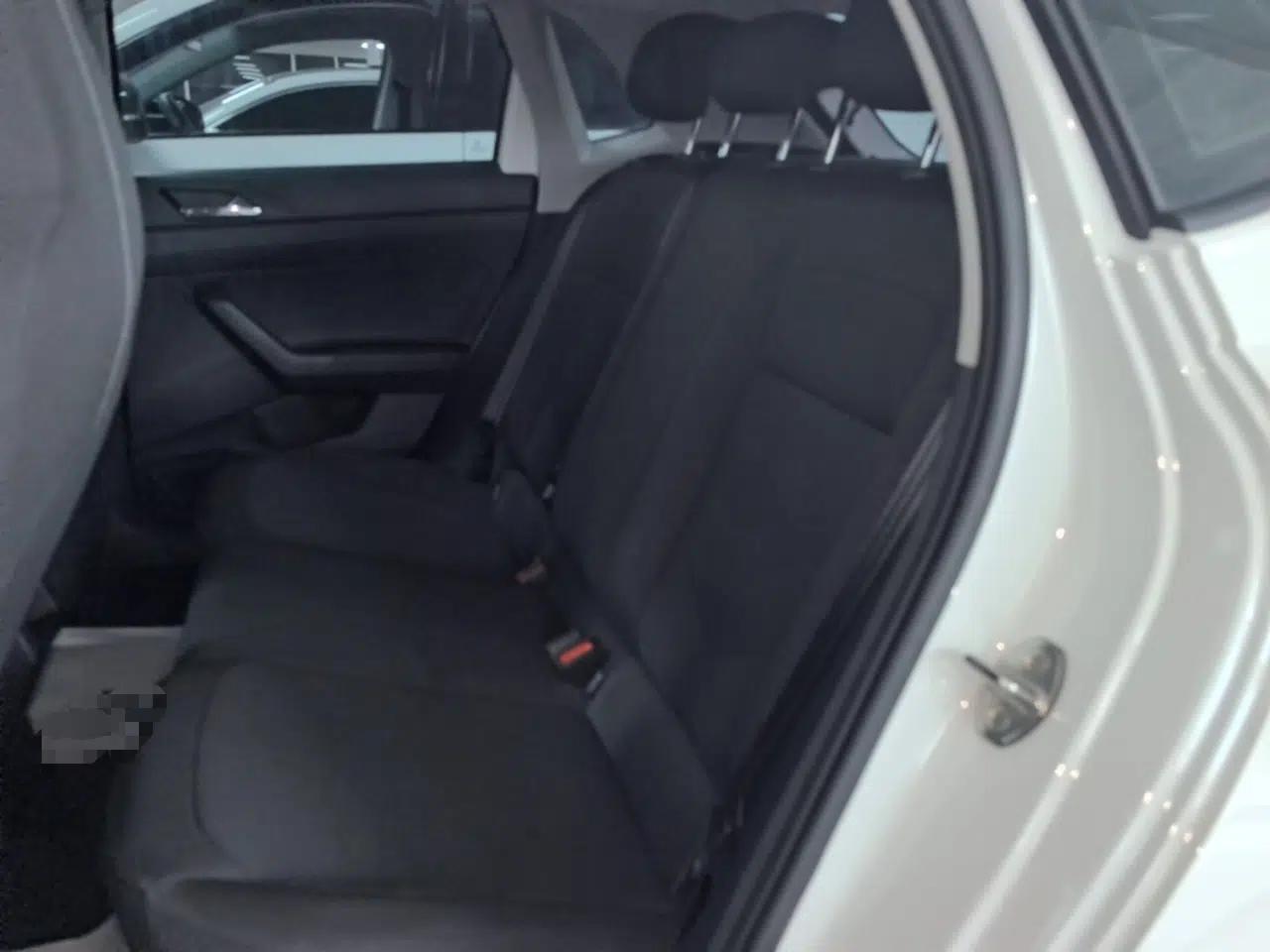 Volkswagen Polo 2019 Plus 1.5L Automatic Panoramic Enjoyment Edition — миниатюра 20