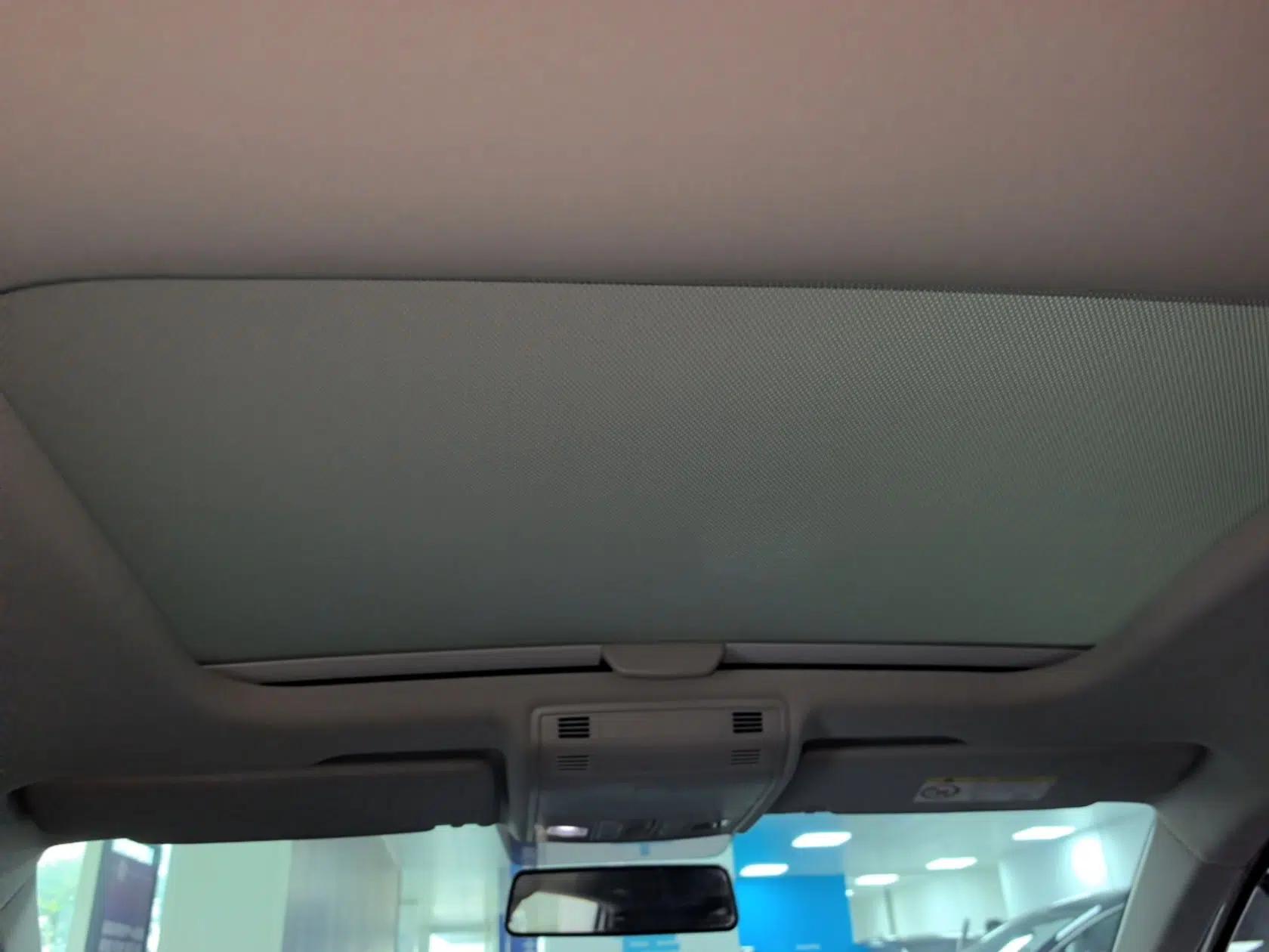 Volkswagen Polo 2019 Plus 1.5L Automatic Panoramic Enjoyment Edition — миниатюра 21