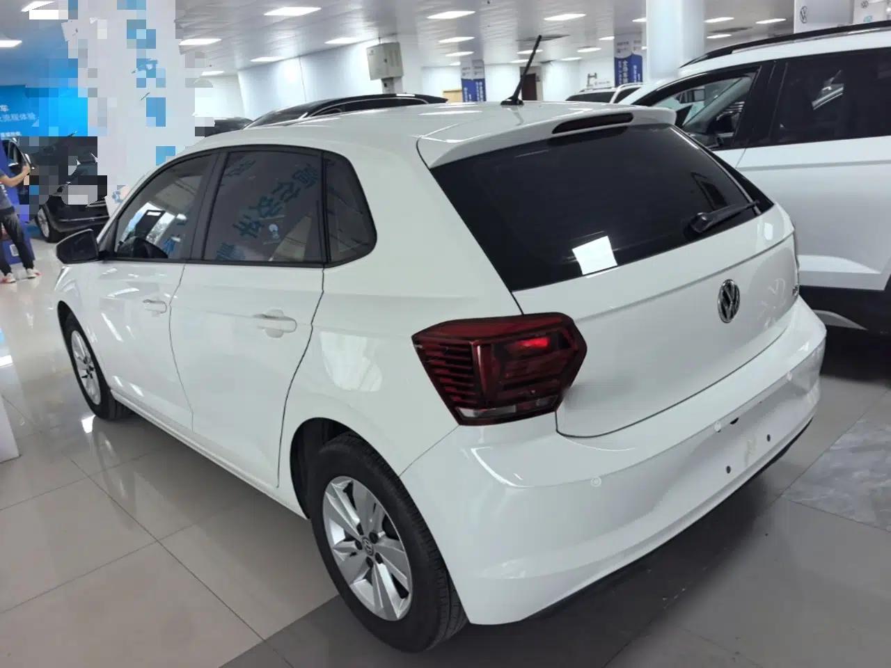 Volkswagen Polo 2019 Plus 1.5L Automatic Panoramic Enjoyment Edition — миниатюра 4