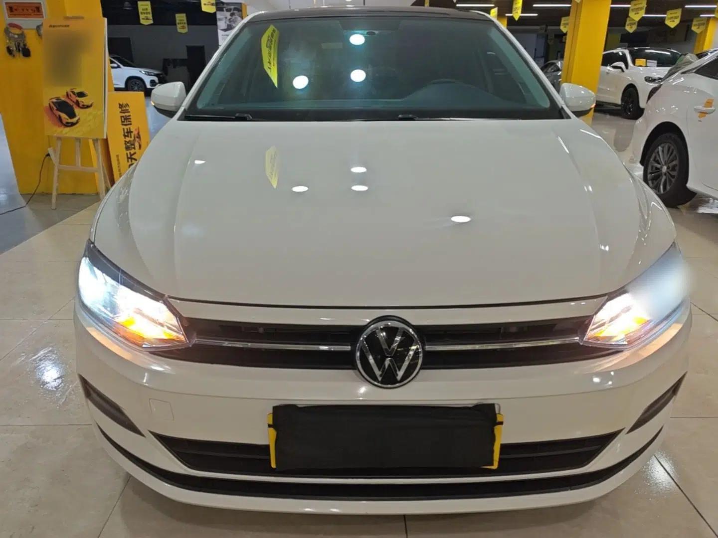Volkswagen Polo 2021 Plus 1.5L Automatic Panoramic Enjoyment Edition — миниатюра 2