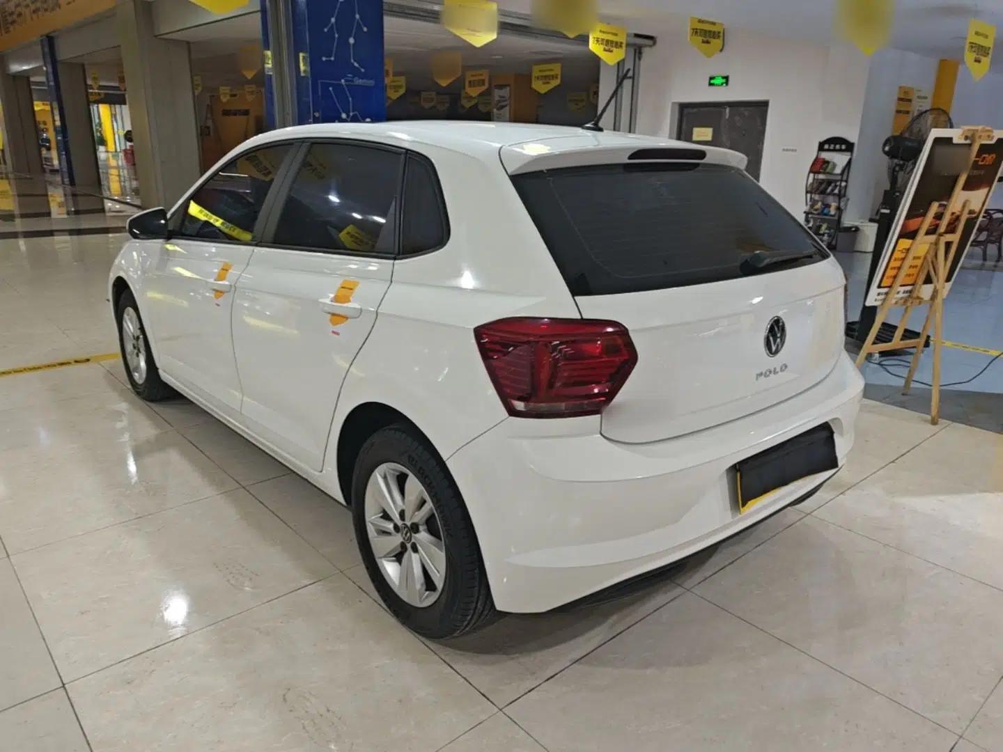 Volkswagen Polo 2021 Plus 1.5L Automatic Panoramic Enjoyment Edition — миниатюра 4
