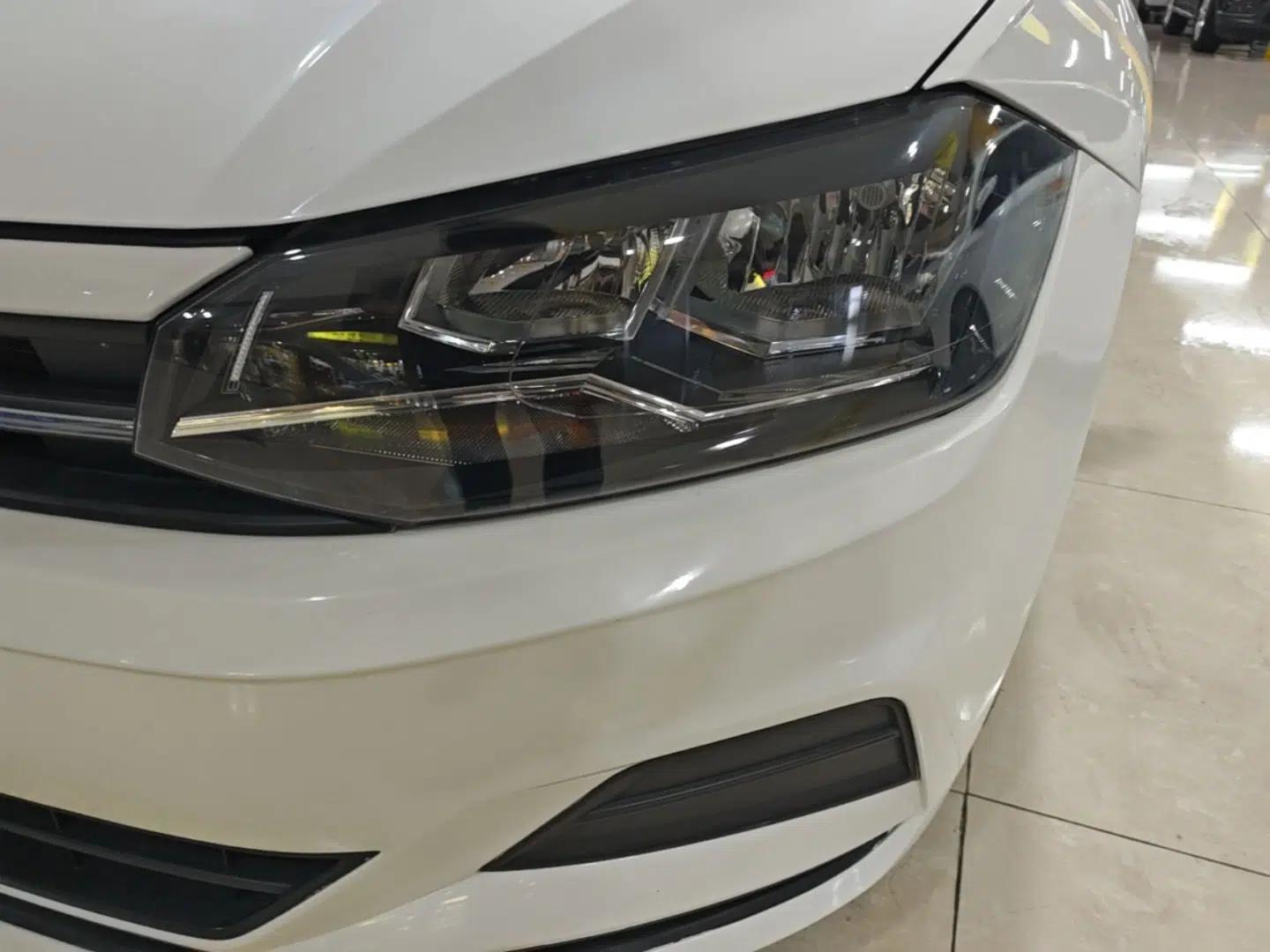 Volkswagen Polo 2021 Plus 1.5L Automatic Panoramic Enjoyment Edition — миниатюра 8