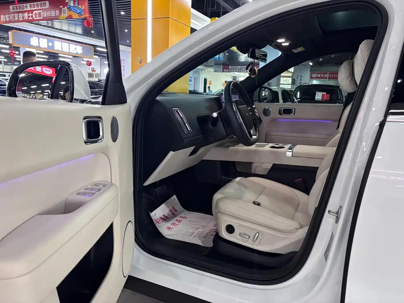 Li Auto L6 2024 Pro — миниатюра 3