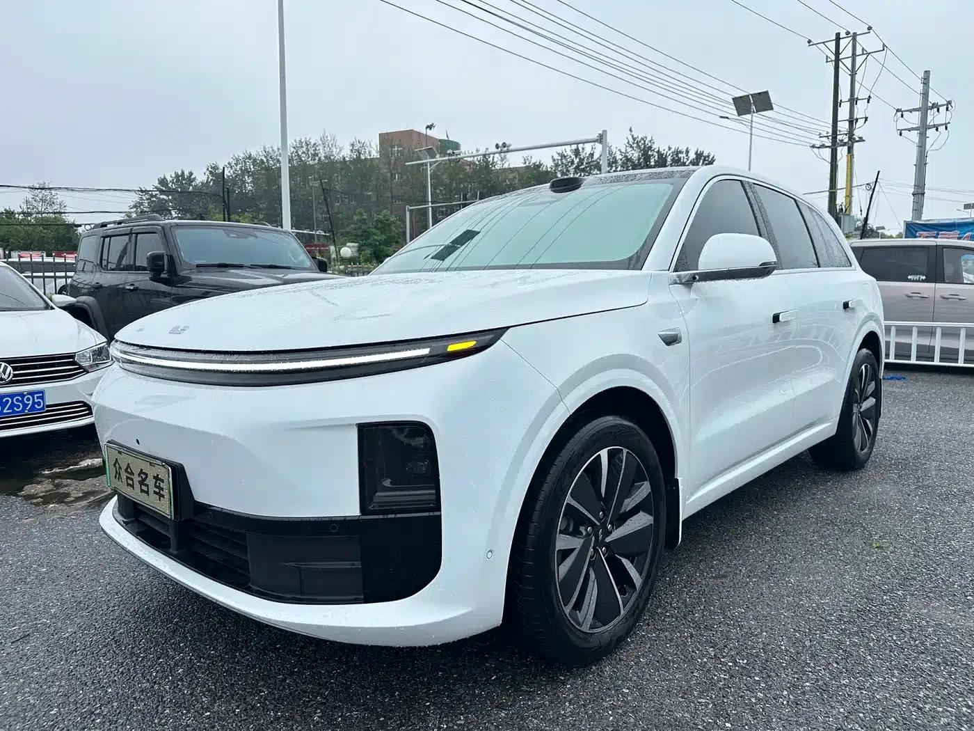 Li Auto L6 2025 Pro Smart Renewal Edition — миниатюра 1