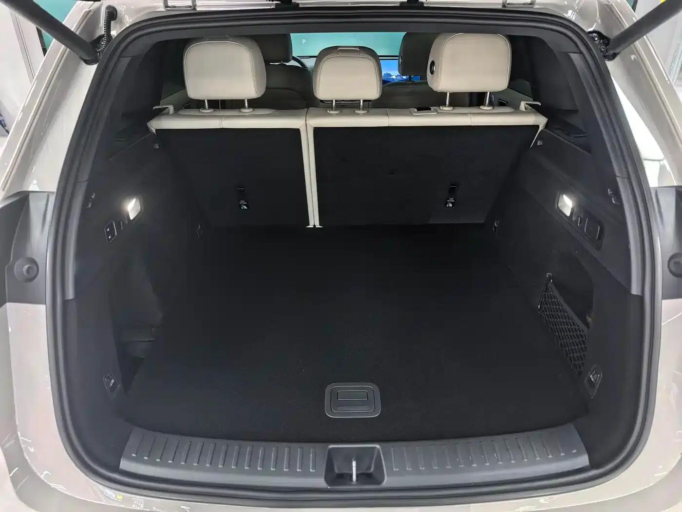 Li Auto L6 2024 Max — миниатюра 17
