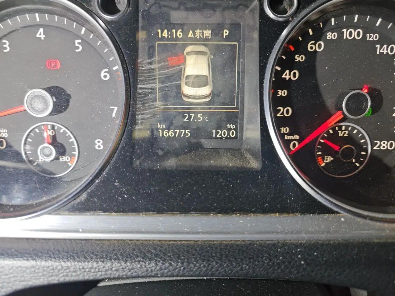 Volkswagen FAW-Volkswagen CC 2016 1.8TSI Luxury Model — миниатюра 12