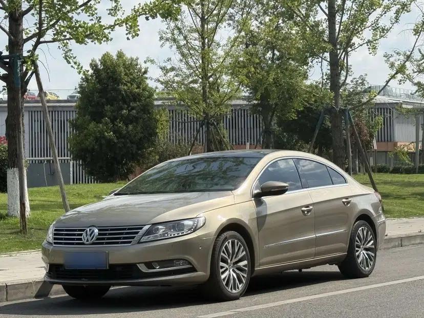 Volkswagen FAW-Volkswagen CC 2016 1.8TSI Luxury Model — миниатюра 12