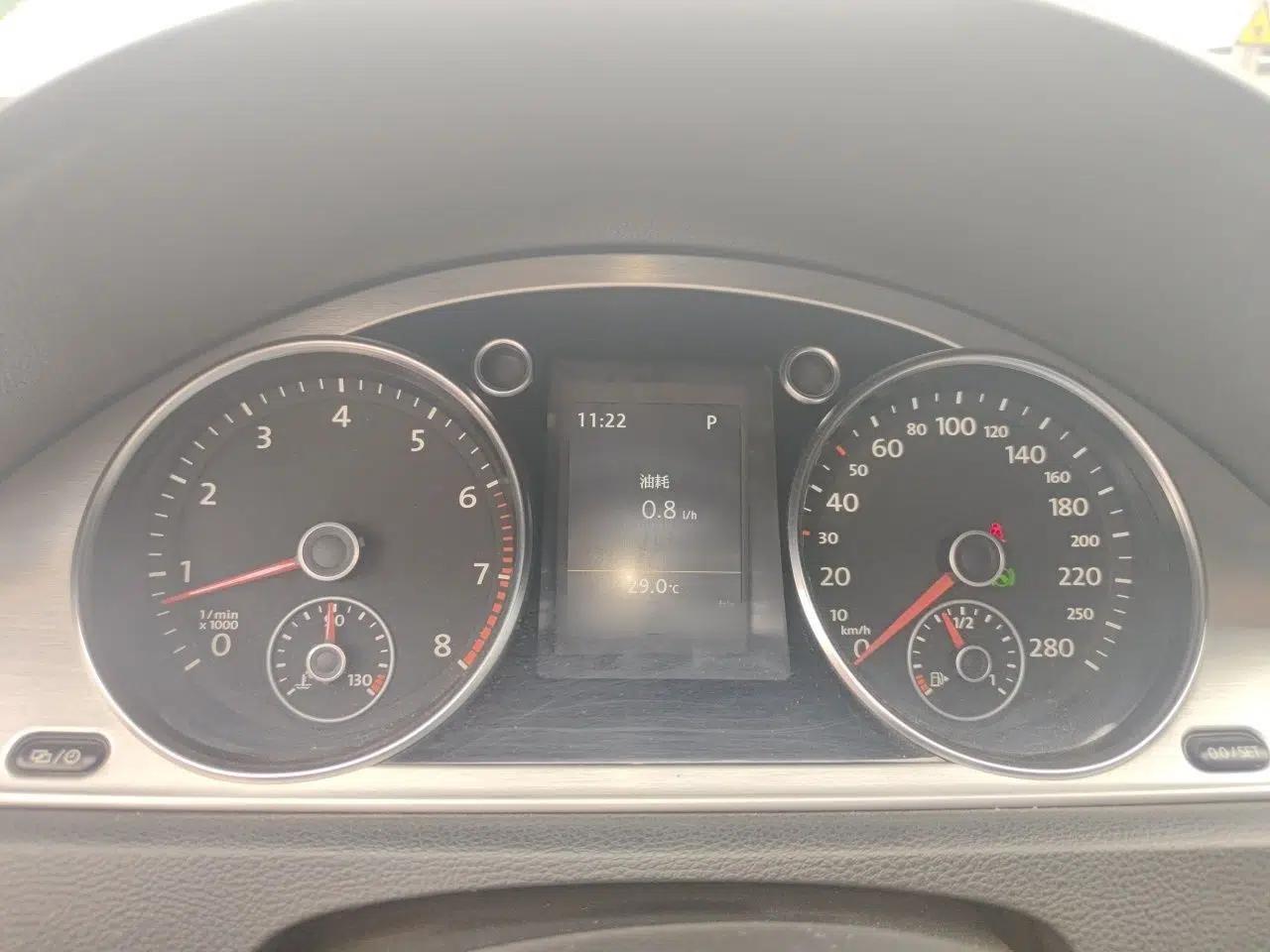 Volkswagen FAW-Volkswagen CC 2016 1.8TSI Luxury Model — миниатюра 17